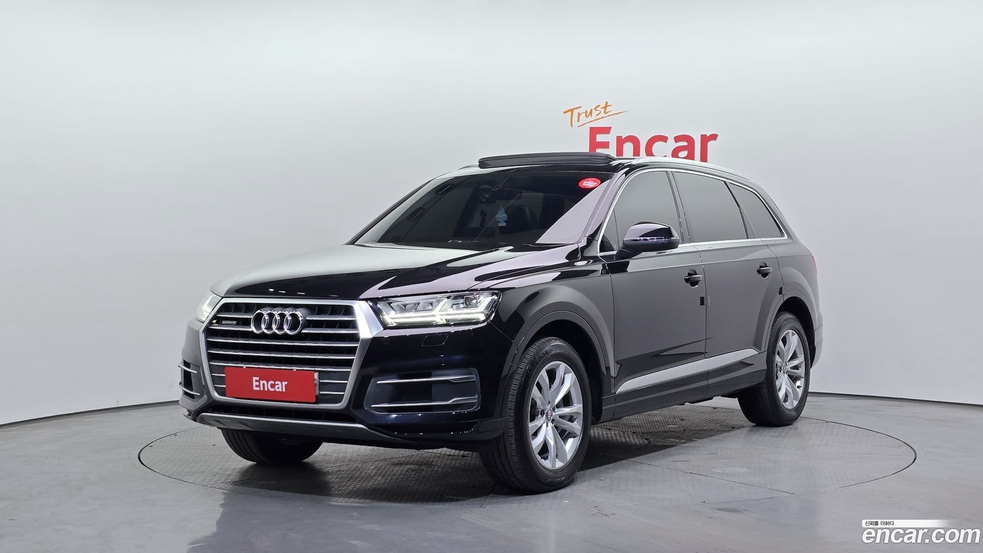 Main__Slider__Photo:Q7 Audi 2019.9-0