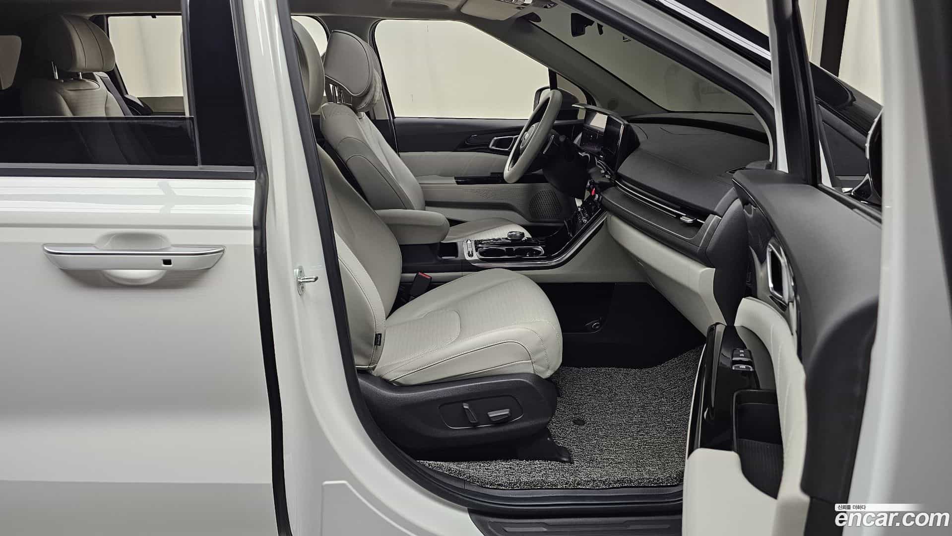 Canival Kia 2020.10-OPTION-015