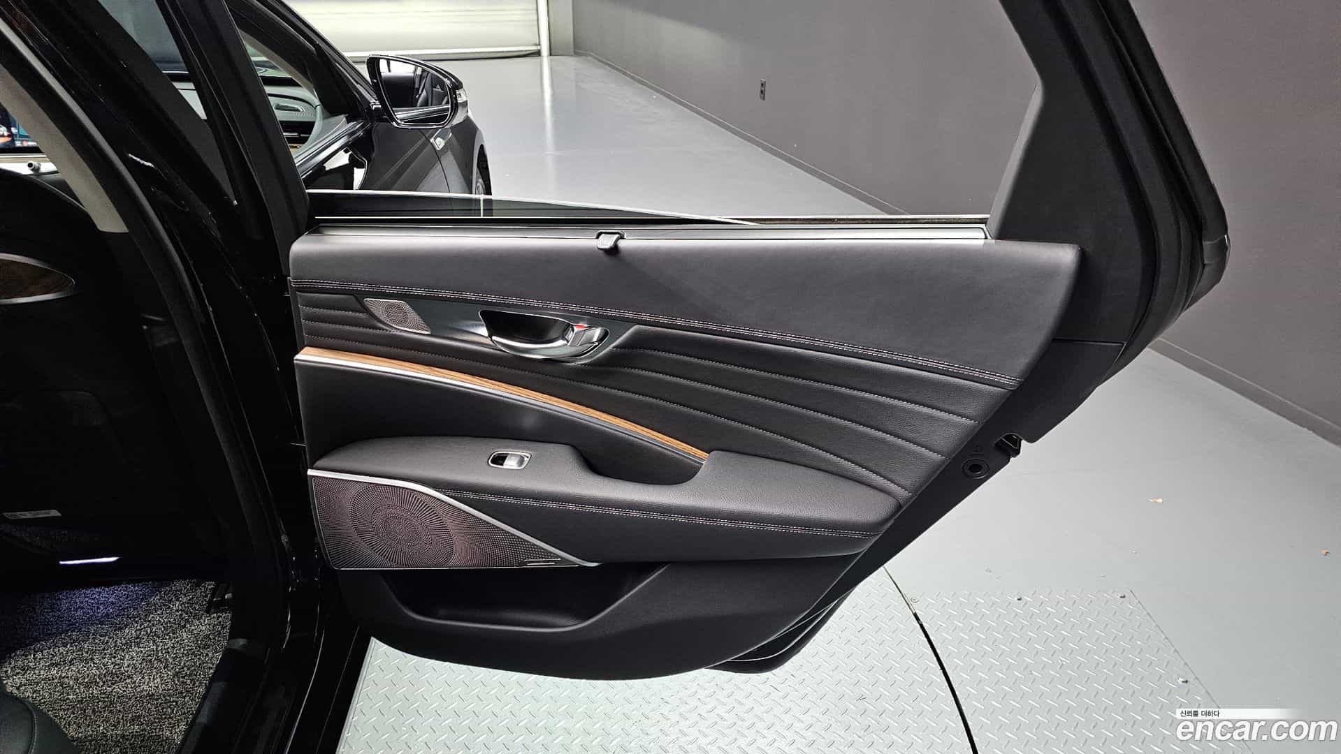K9 Kia 2022.7-INNER-035