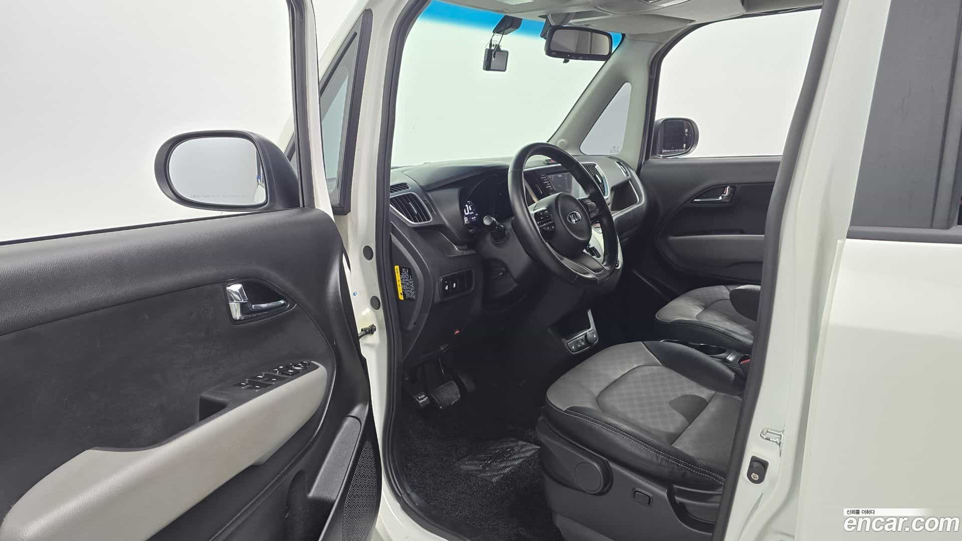 RAY Kia 2018.10-INNER-010
