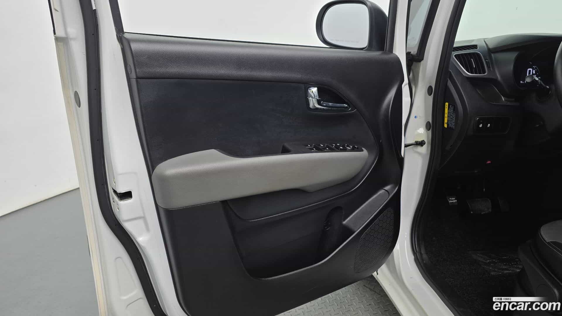 RAY Kia 2018.10-INNER-034