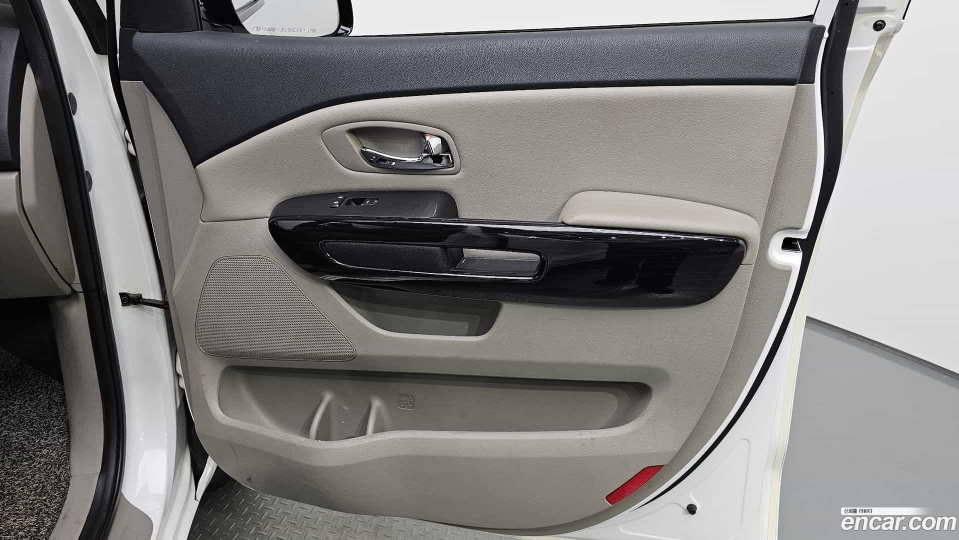 Canival Kia 2018.10-INNER-035