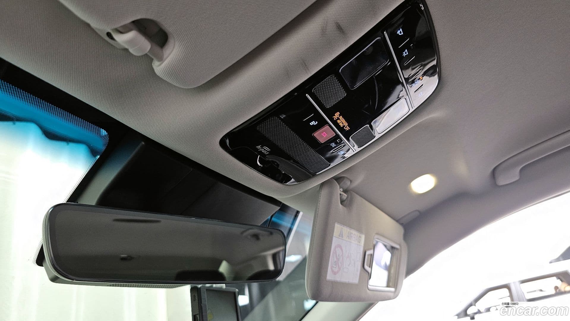 Main__Slider__Photo:Grandeur Hyundai 2023.1-16