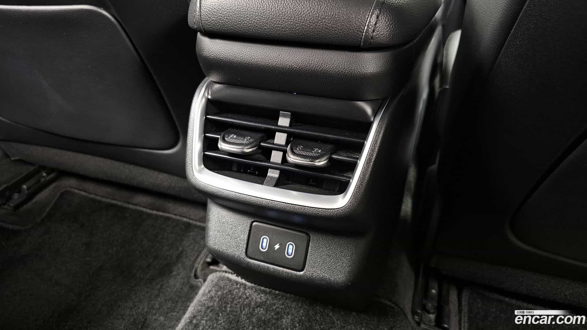 Grandeur Hyundai 2023.1-OPTION-022