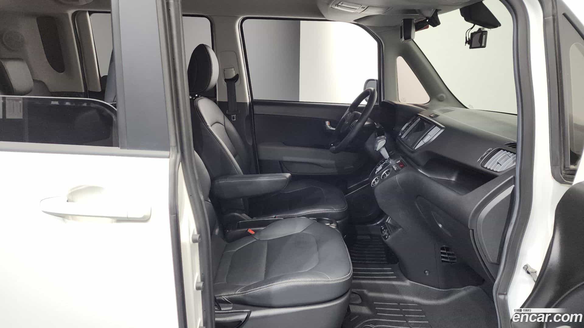 RAY Kia 2022.11-INNER-036