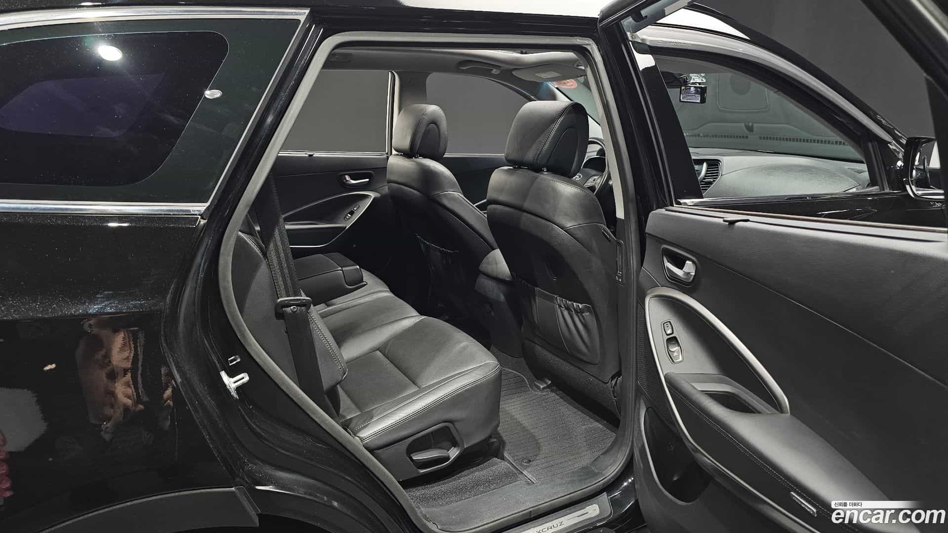 Maxcruz Hyundai 2016.4-INNER-036
