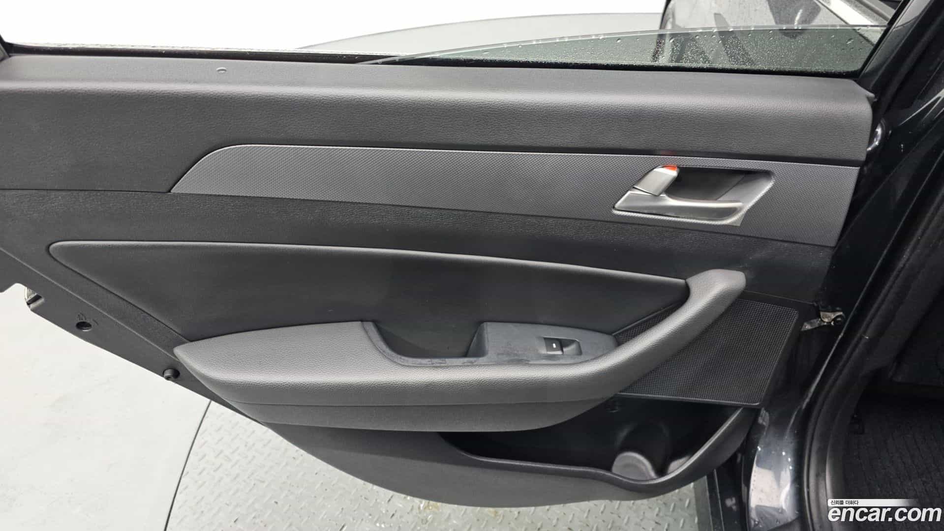 Sonata Hyundai 2017.4-INNER-035