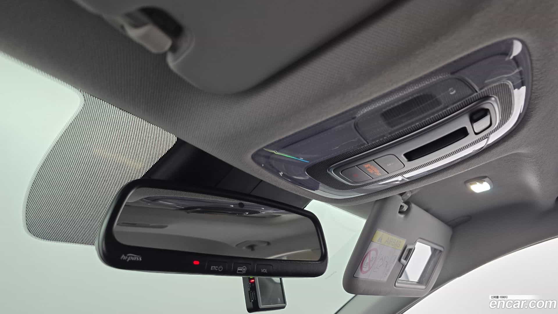 AVANTE Hyundai 2020.10-OPTION-021