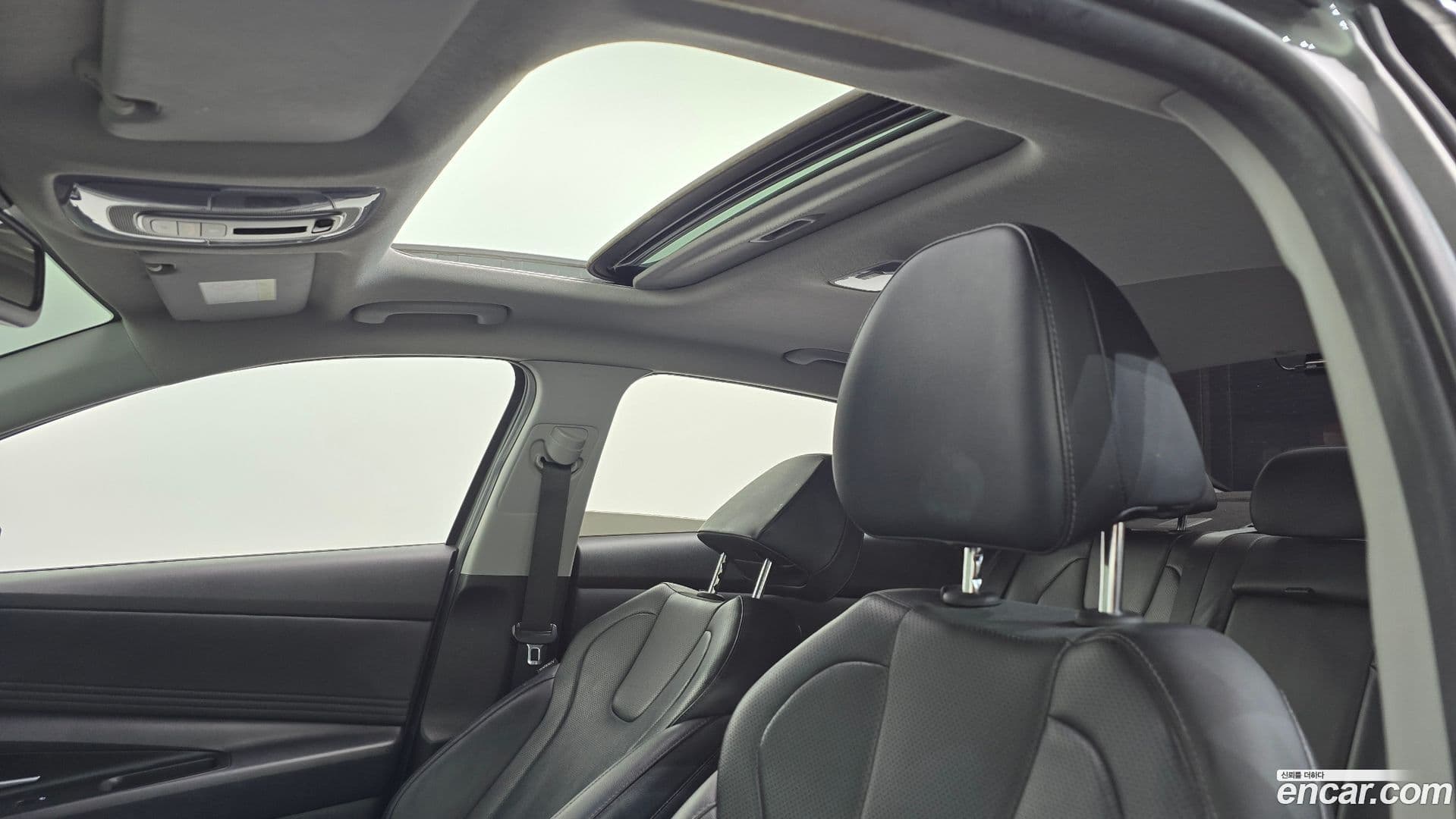 Main__Slider__Photo:AVANTE Hyundai 2020.10-18