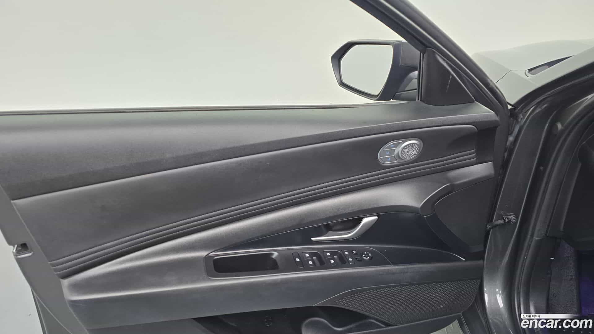AVANTE Hyundai 2020.10-INNER-034