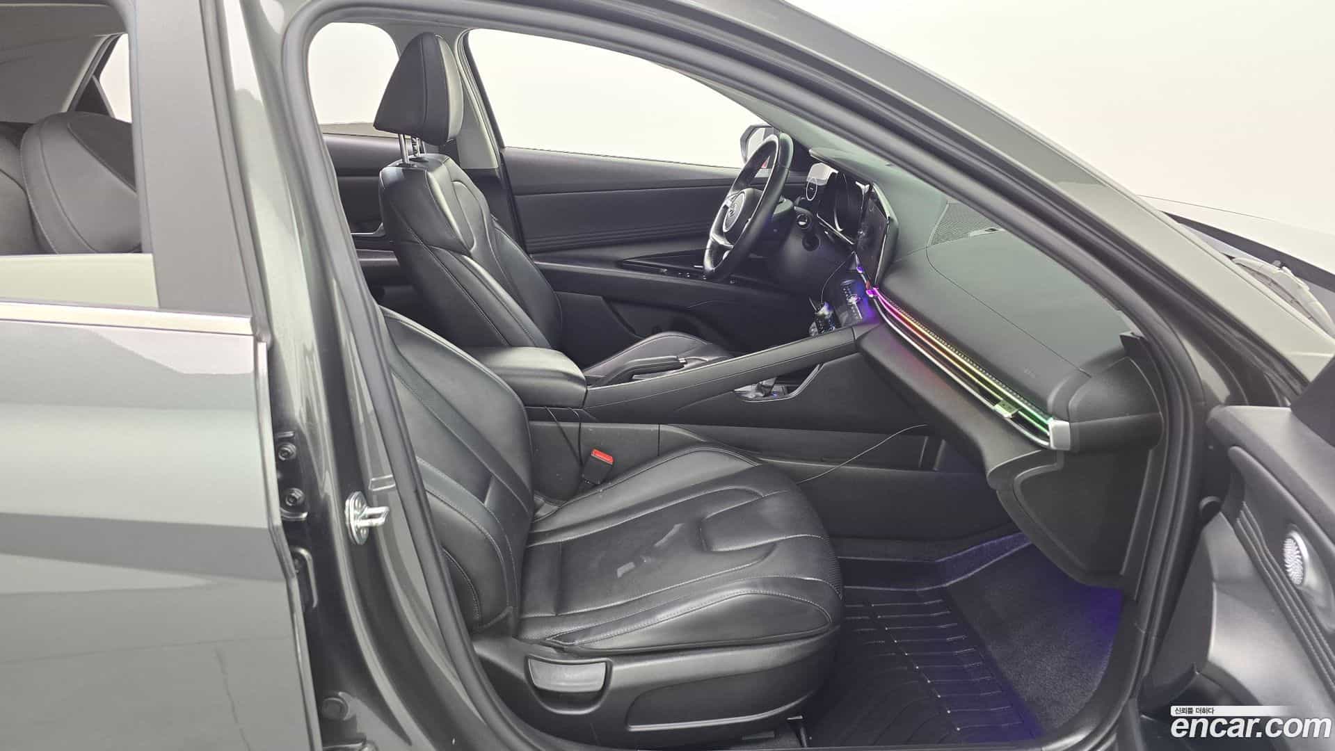AVANTE Hyundai 2020.10-INNER-036