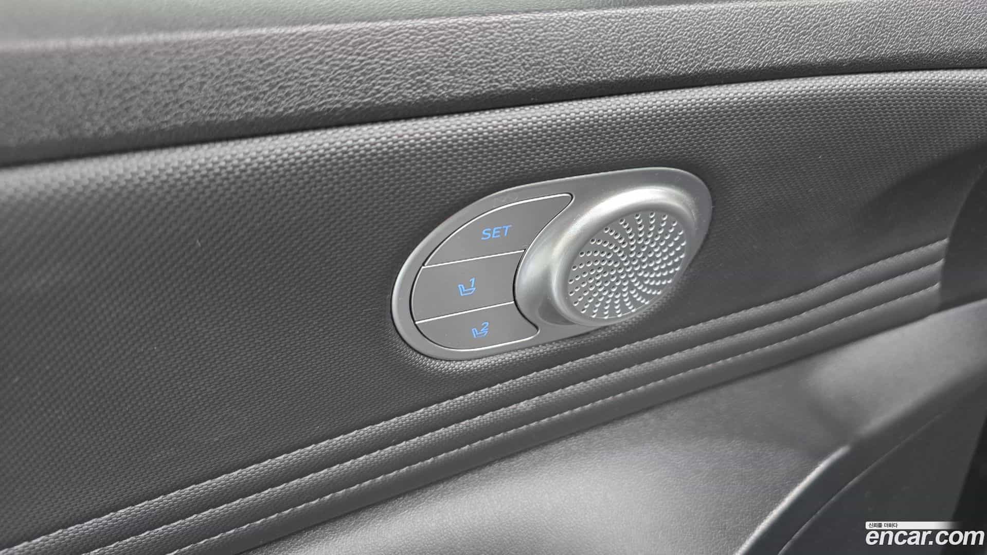 AVANTE Hyundai 2020.10-OPTION-047