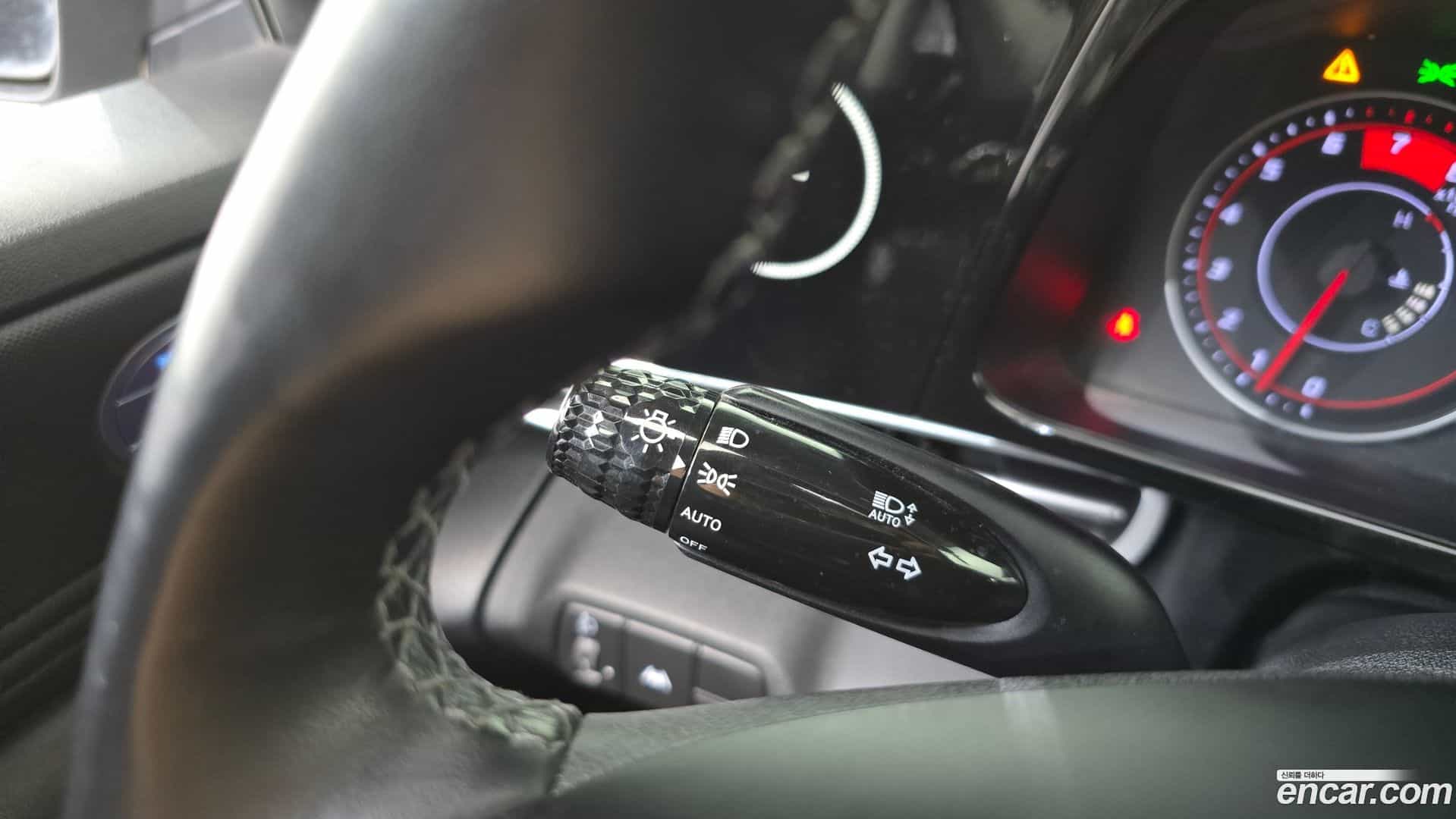 AVANTE Hyundai 2020.10-OPTION-048
