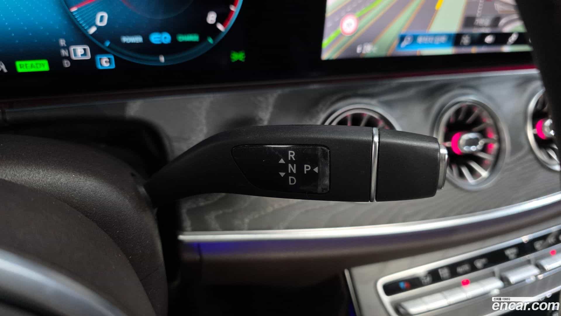 CLS-Class Mercedes-Benz 2021.2-INNER-009