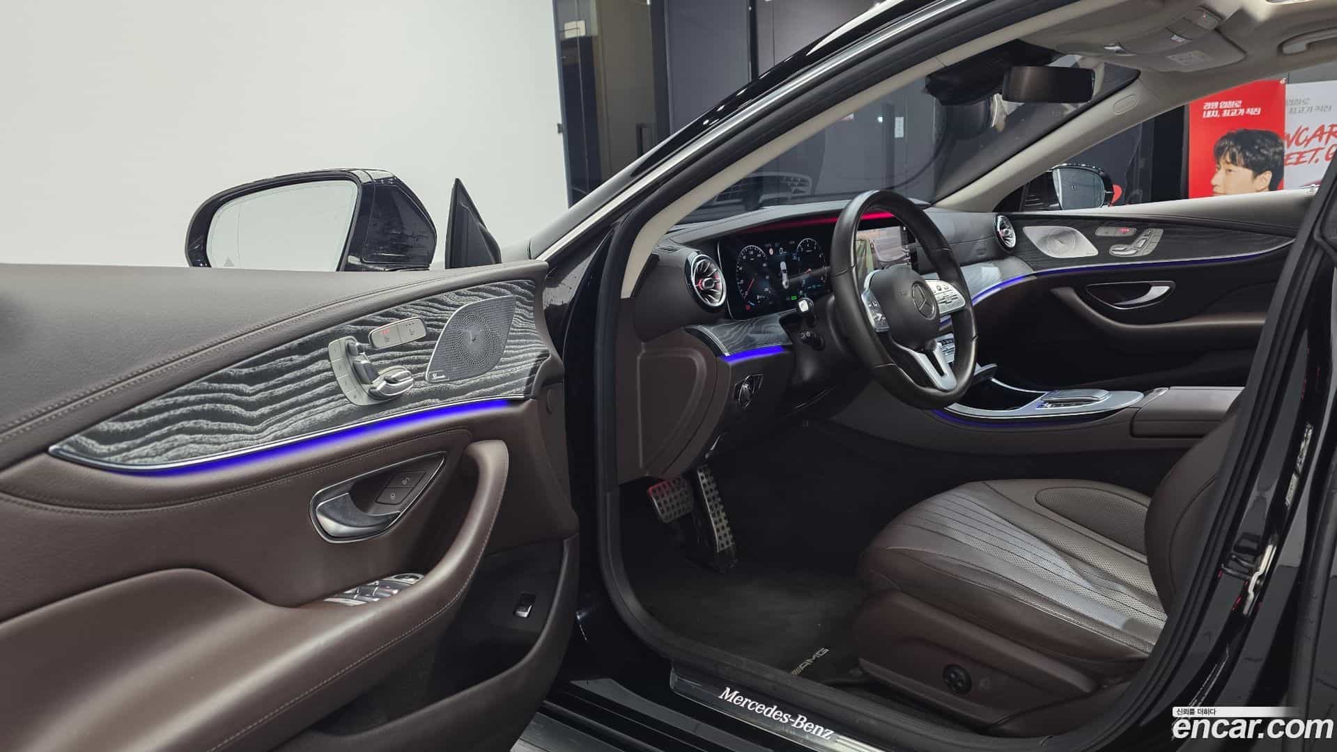 CLS-Class Mercedes-Benz 2021.2-INNER-010