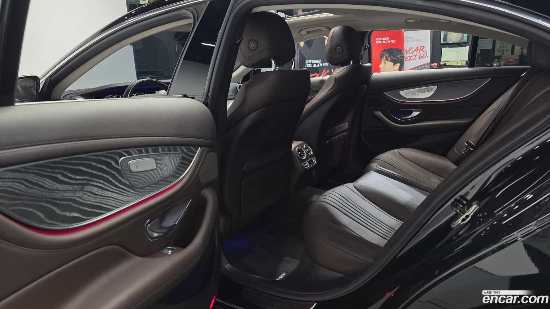 CLS-Class Mercedes-Benz 2021.2-INNER-036