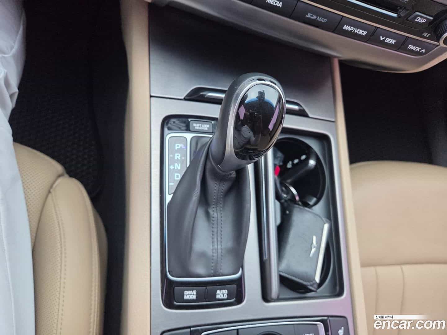 Genesis Hyundai 2014.4-INNER-010