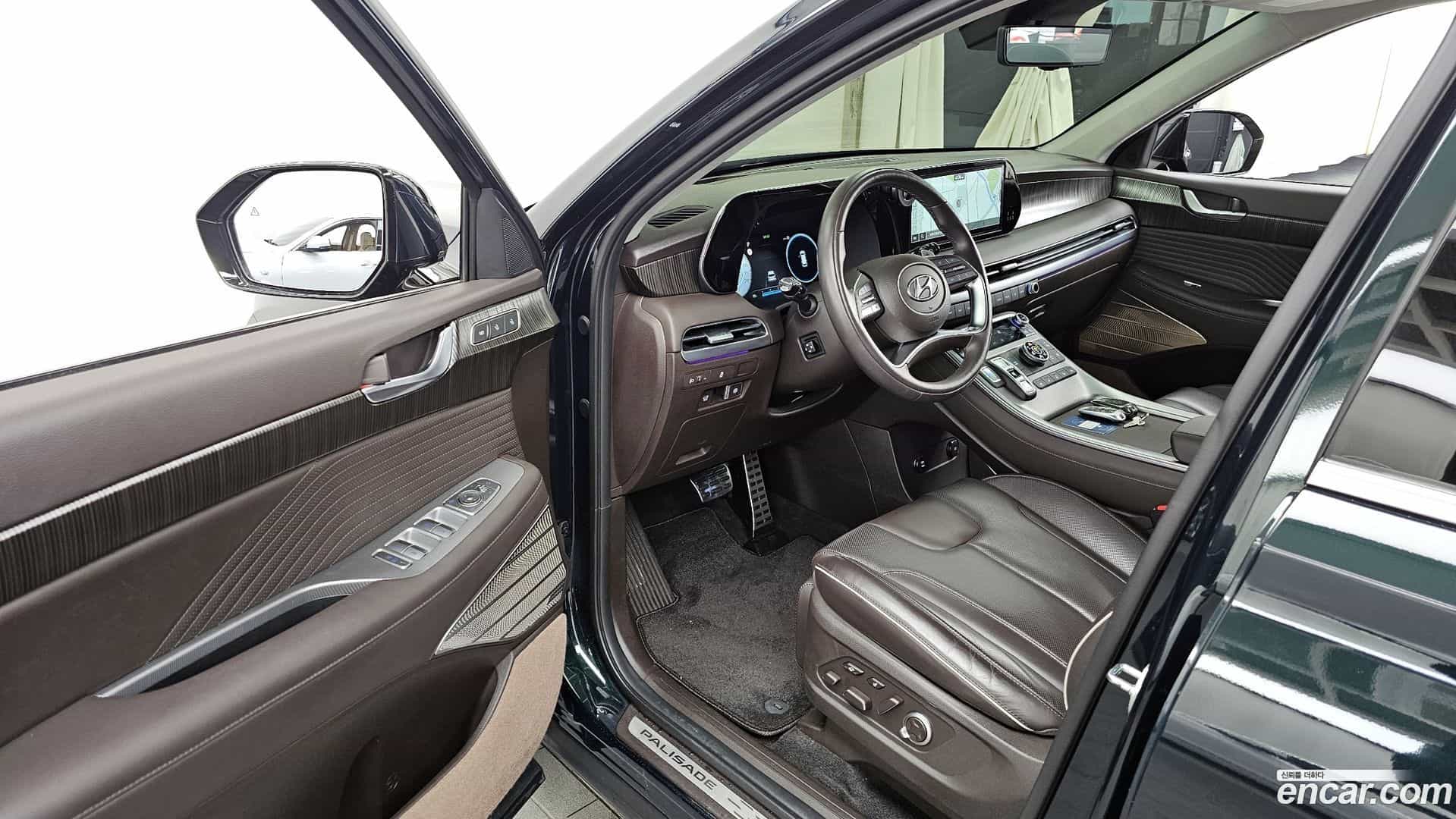 Palisade Hyundai 2023.2-INNER-010