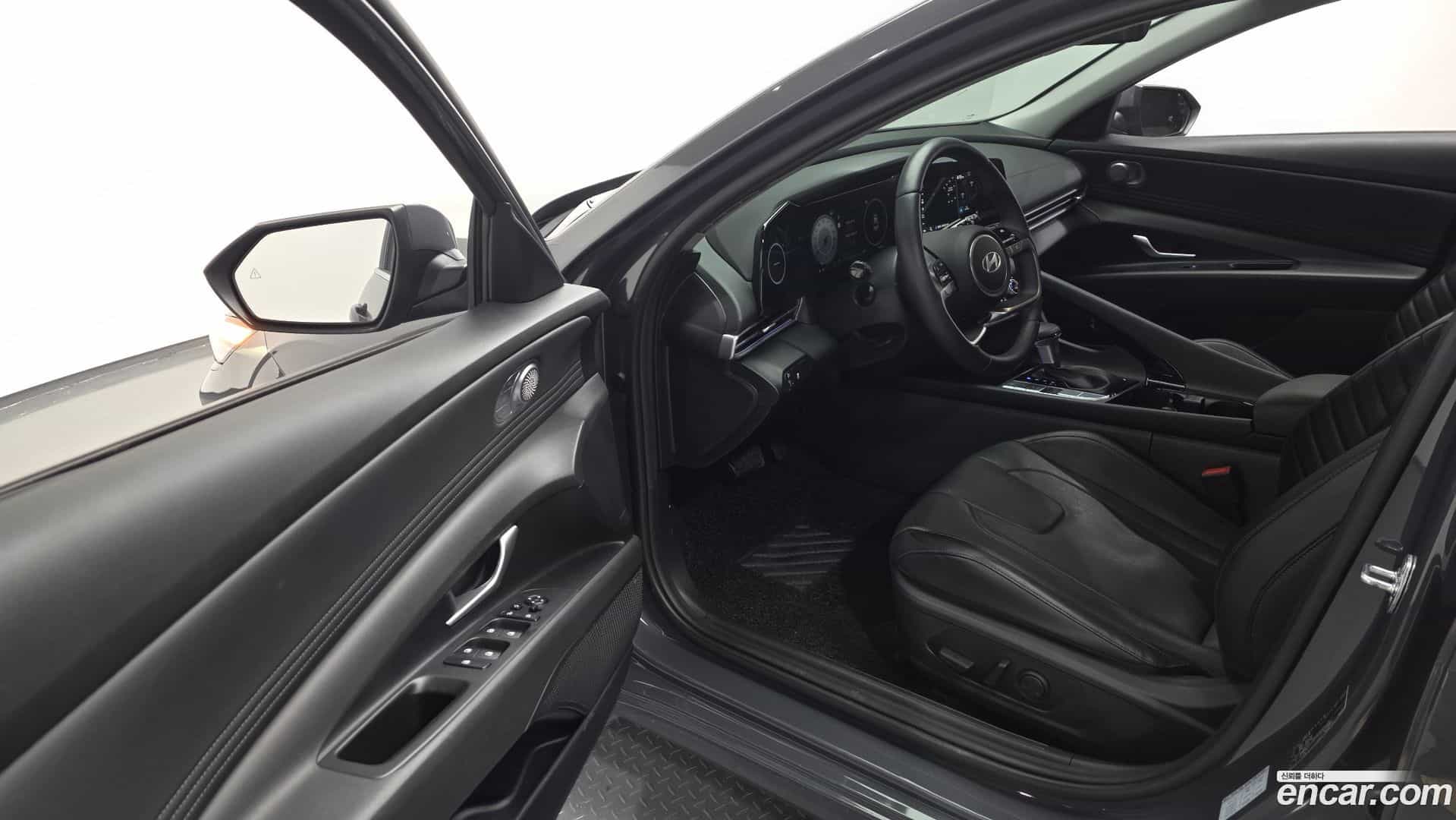 AVANTE Hyundai 2023.4-INNER-010