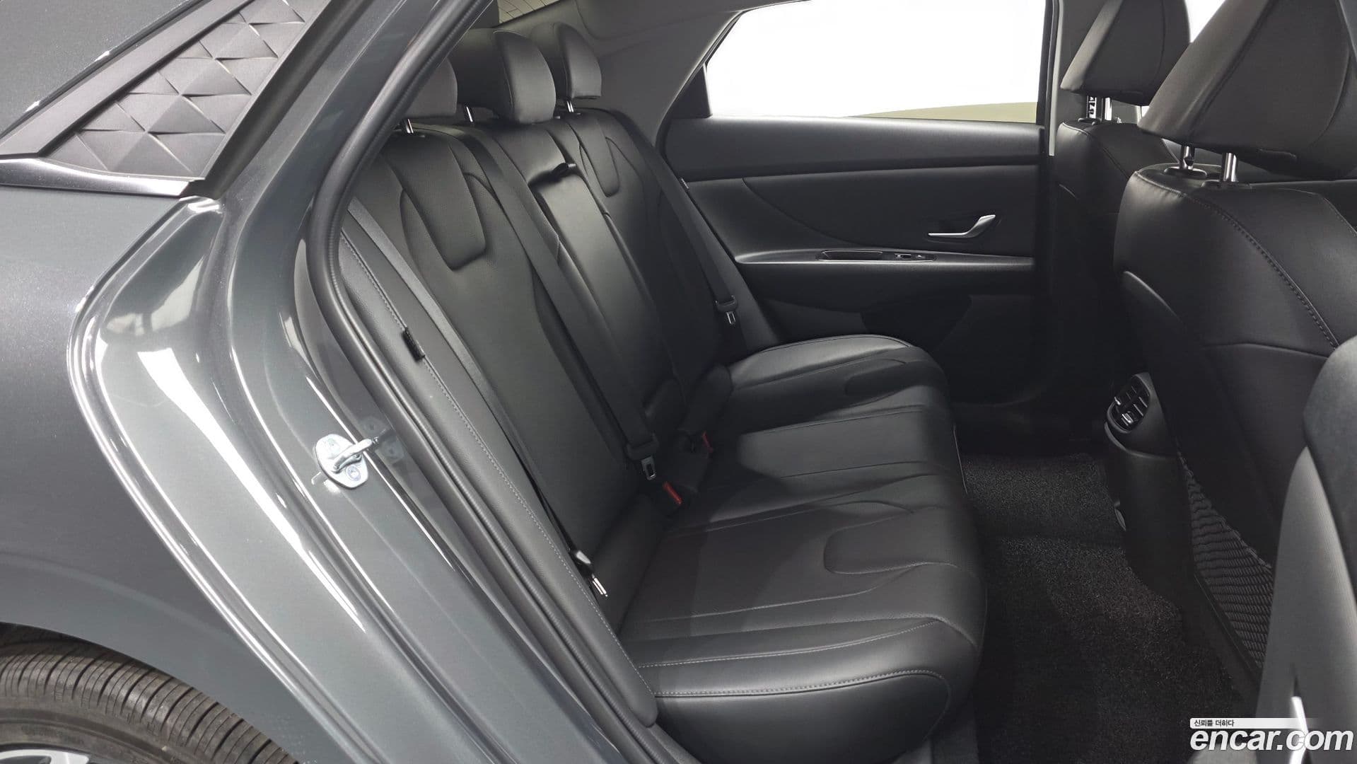 Main__Slider__Photo:AVANTE Hyundai 2023.4-10