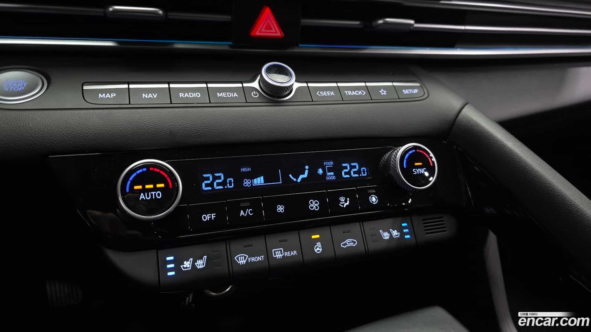 AVANTE Hyundai 2023.4-OPTION-022