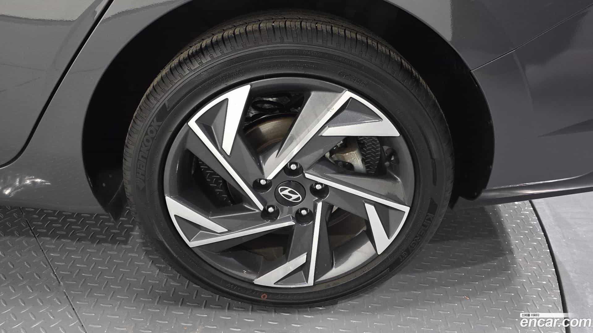 AVANTE Hyundai 2023.4-OUTER-031
