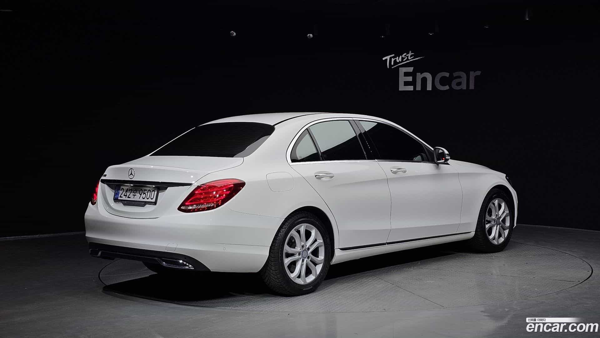C-Class Mercedes-Benz 2016.8-OUTER-002