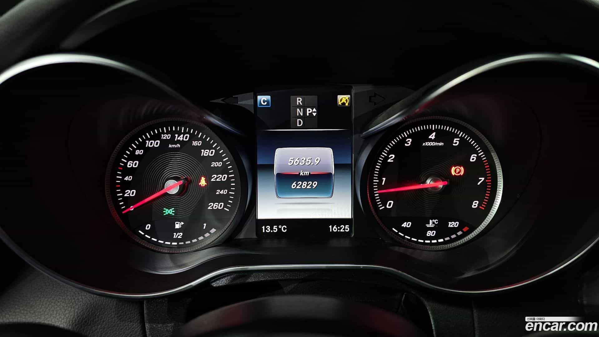 C-Class Mercedes-Benz 2016.8-INNER-008