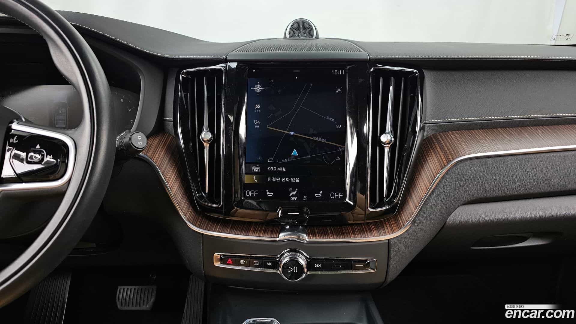 XC60 Volvo 2021.3-OPTION-018