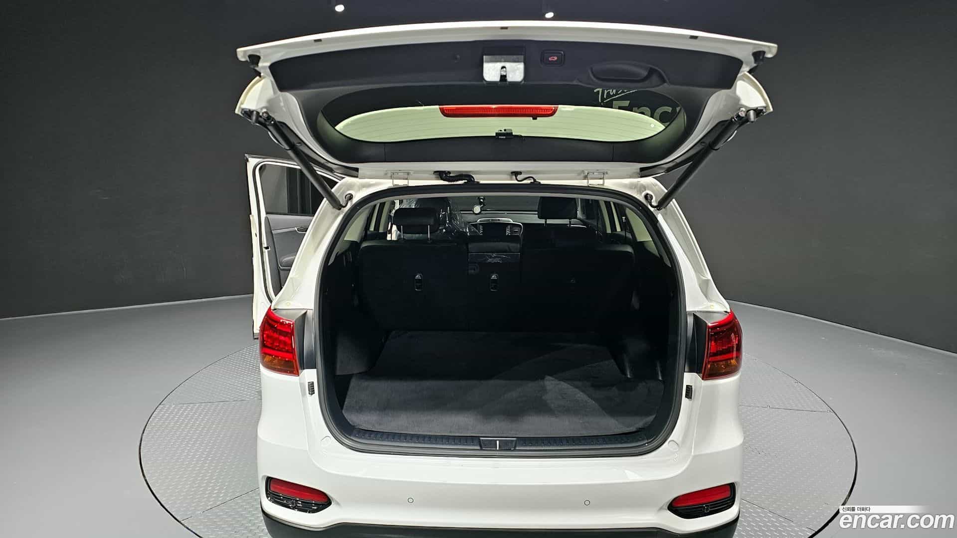 Sorento Kia 2017.6-OPTION-024