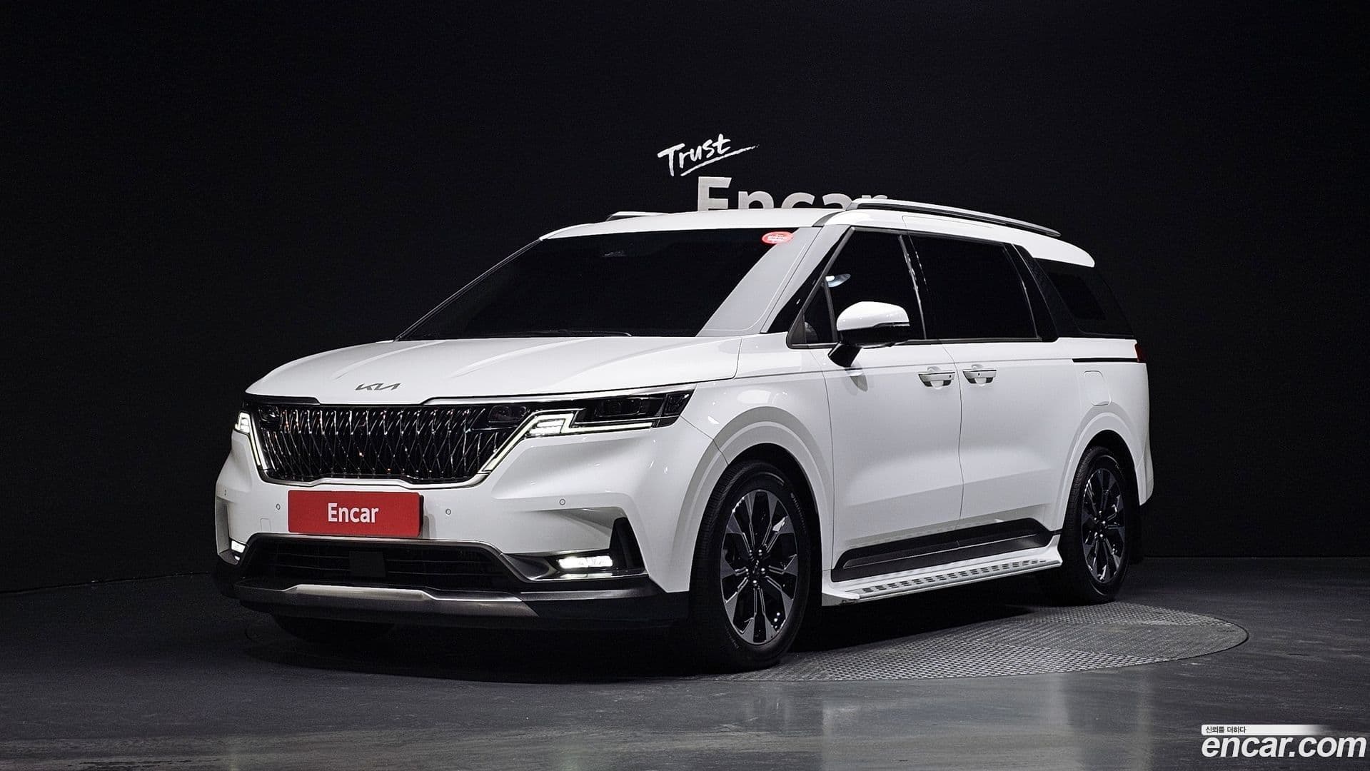 Main__Slider__Photo:Canival Kia 2021.8-0