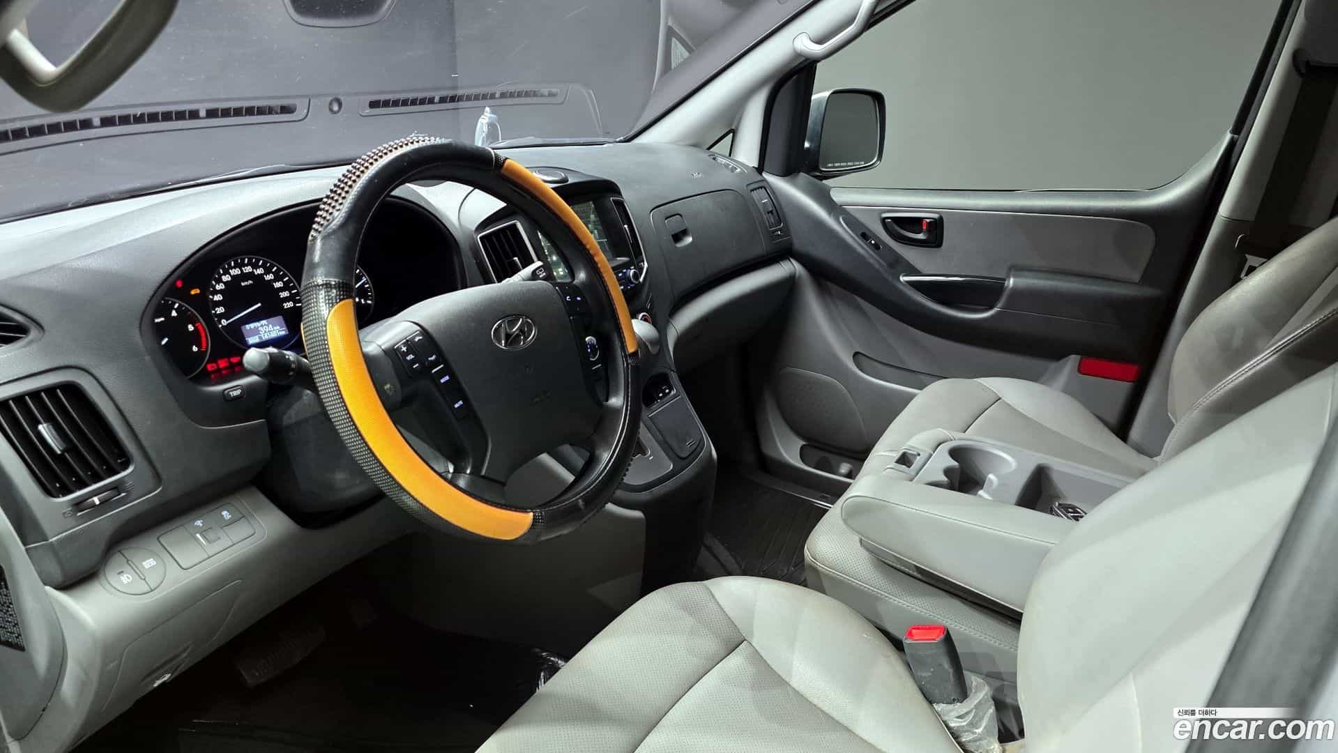 Starex Hyundai 2018.9-INNER-007