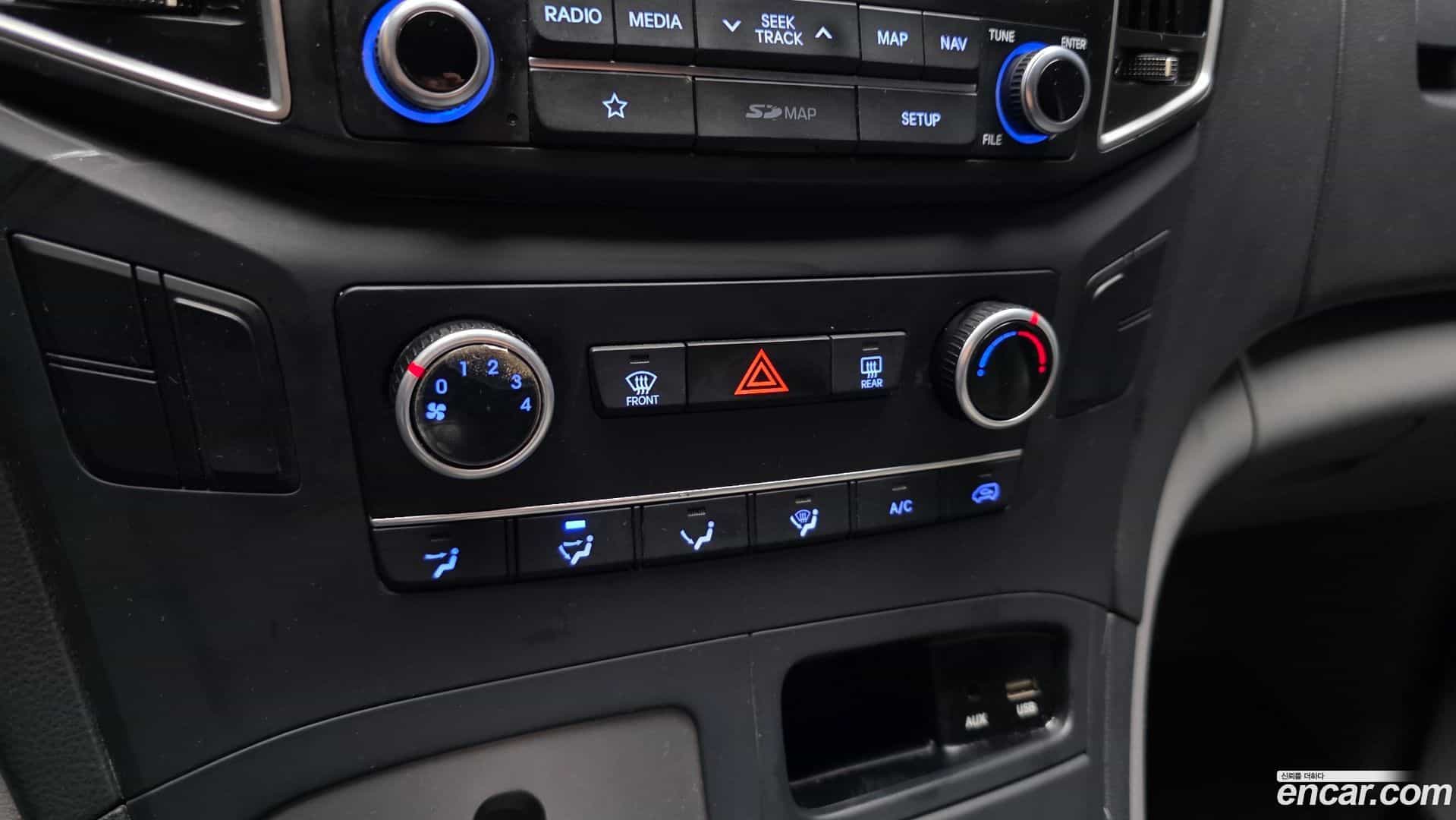 Starex Hyundai 2018.9-OPTION-021