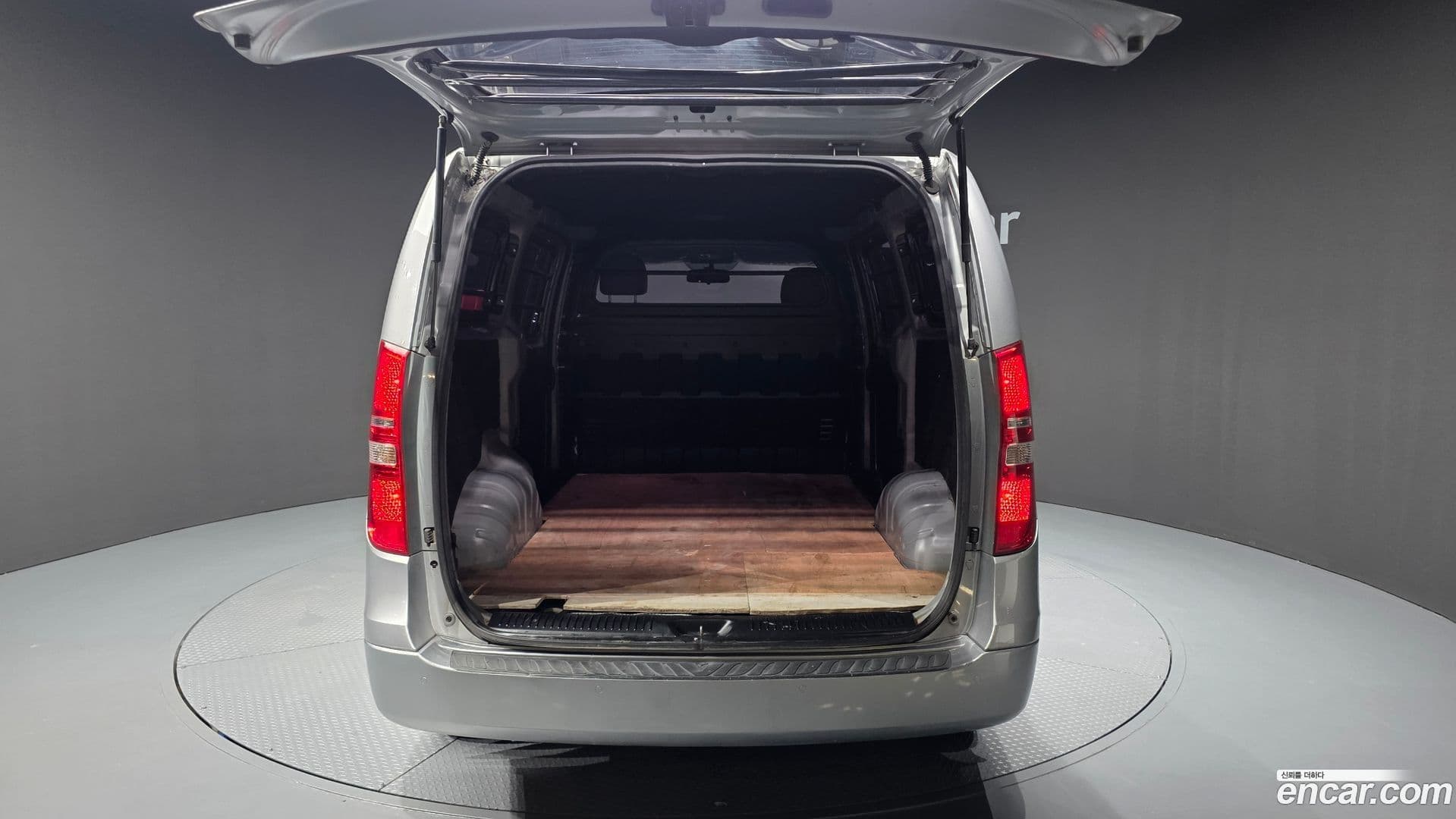 Main__Slider__Photo:Starex Hyundai 2018.9-19