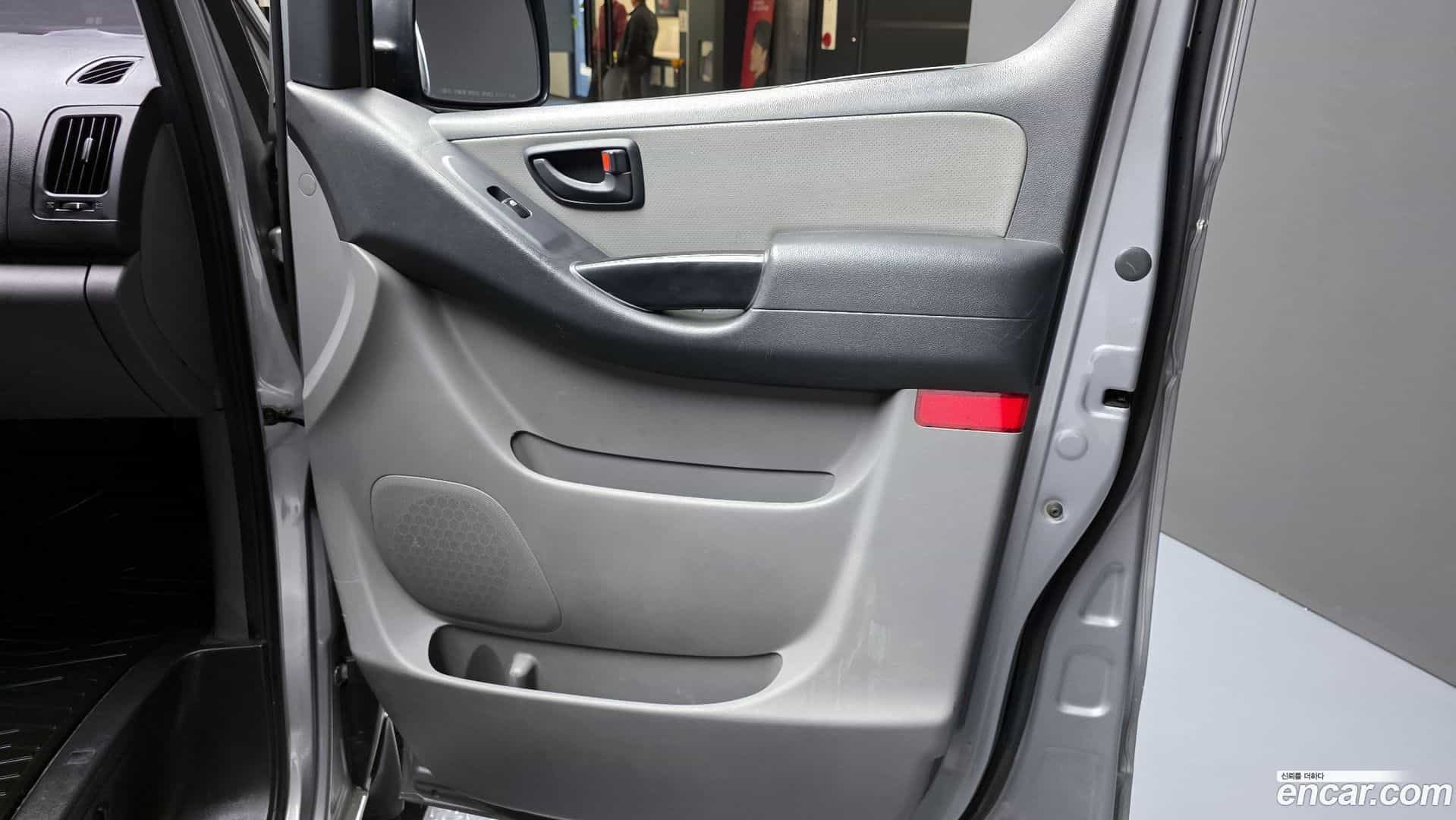 Starex Hyundai 2018.9-INNER-034