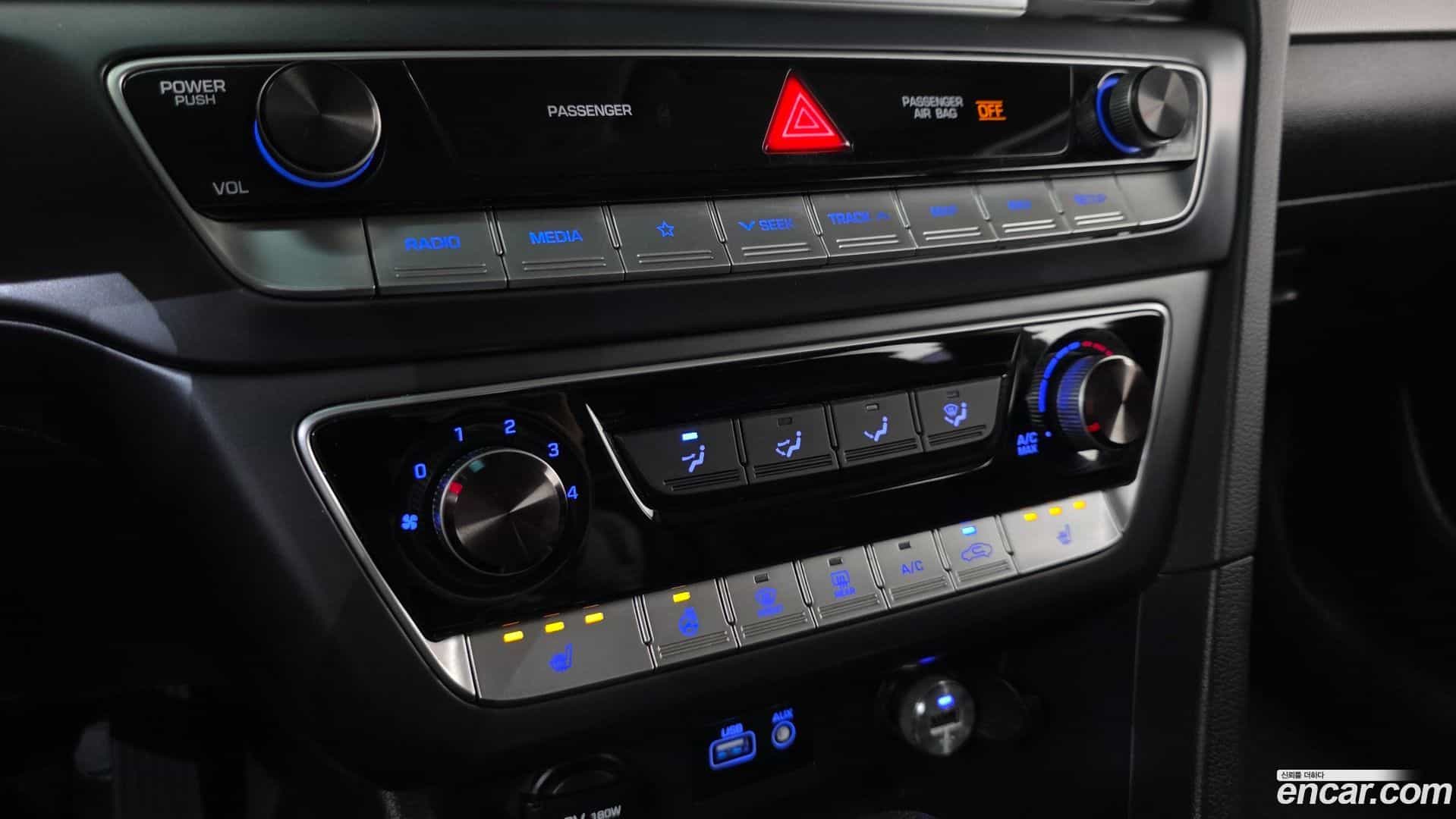Sonata Hyundai 2018.1-OPTION-024