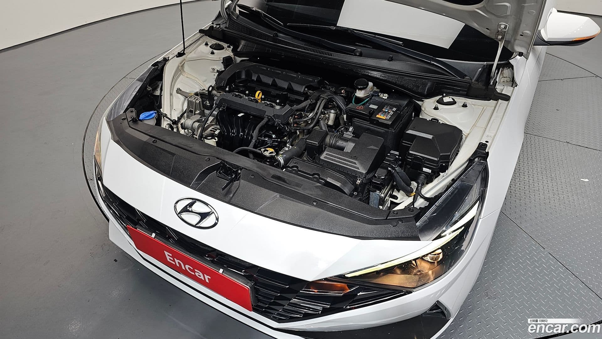 Main__Slider__Photo:AVANTE Hyundai 2020.5-5