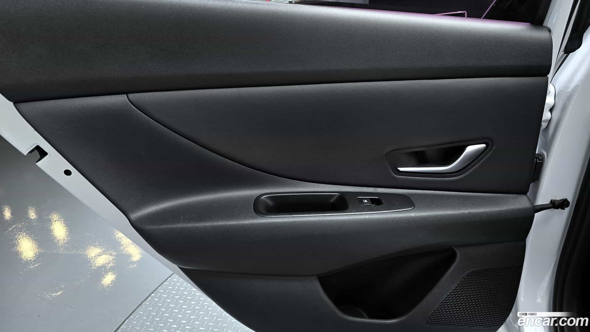 AVANTE Hyundai 2020.5-INNER-035