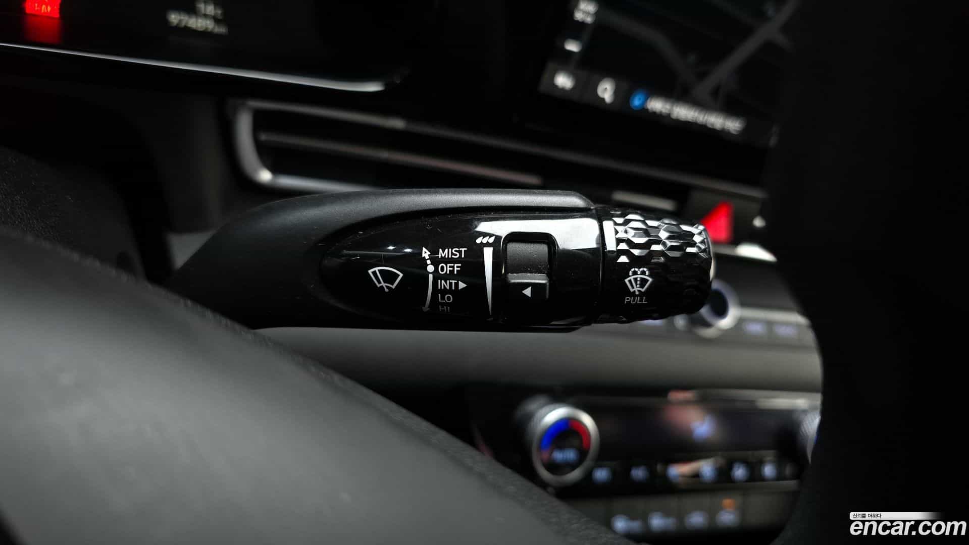 AVANTE Hyundai 2020.5-OPTION-041