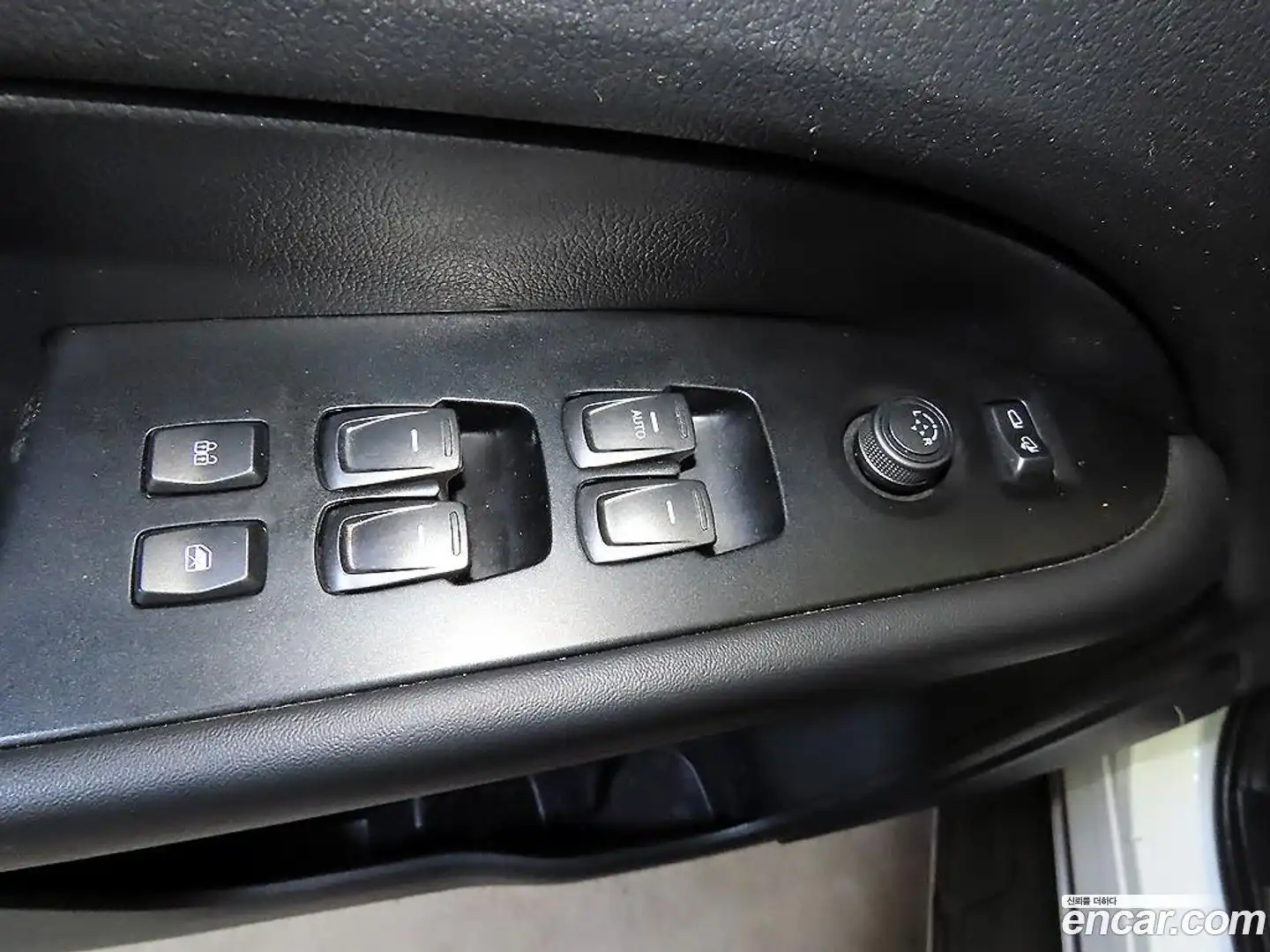 Rexton KG Mobility 2021.8-OPTION-017