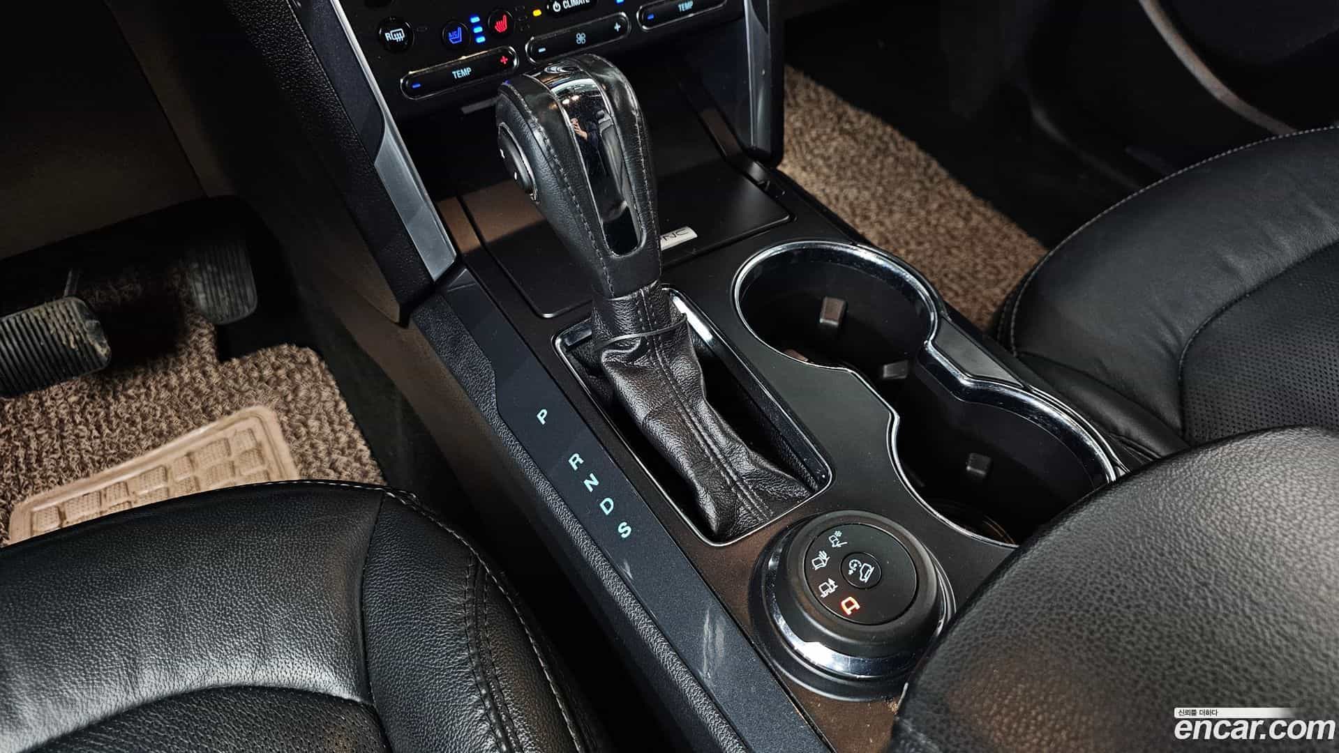 Explorer Ford 2018.3-INNER-009