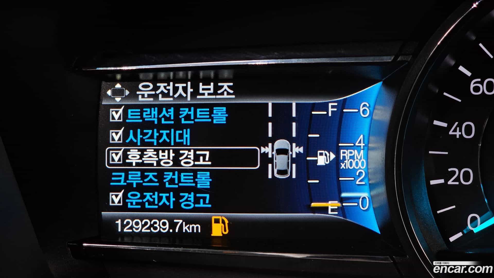 Explorer Ford 2018.3-OPTION-019