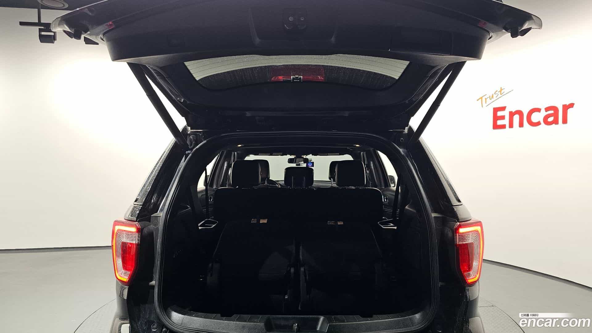 Explorer Ford 2018.3-OPTION-024