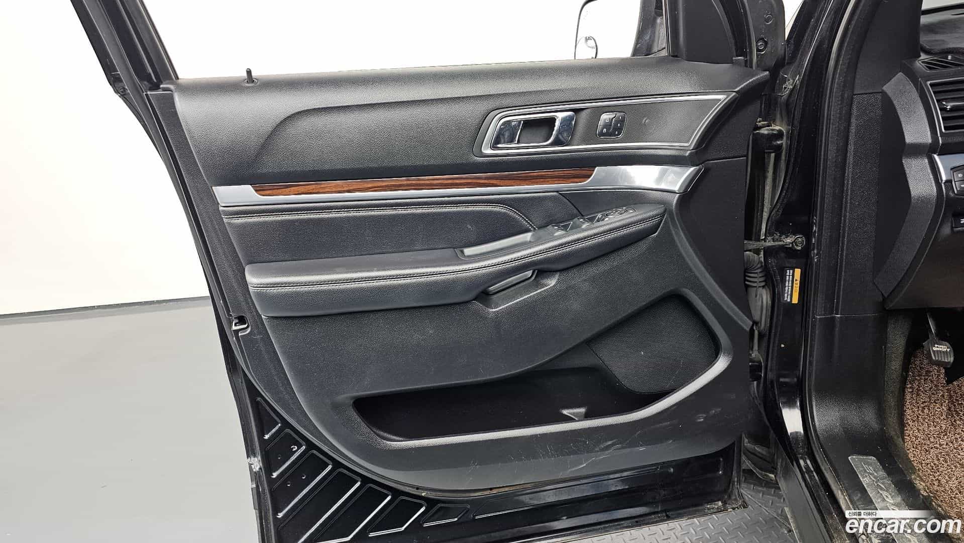 Explorer Ford 2018.3-INNER-034