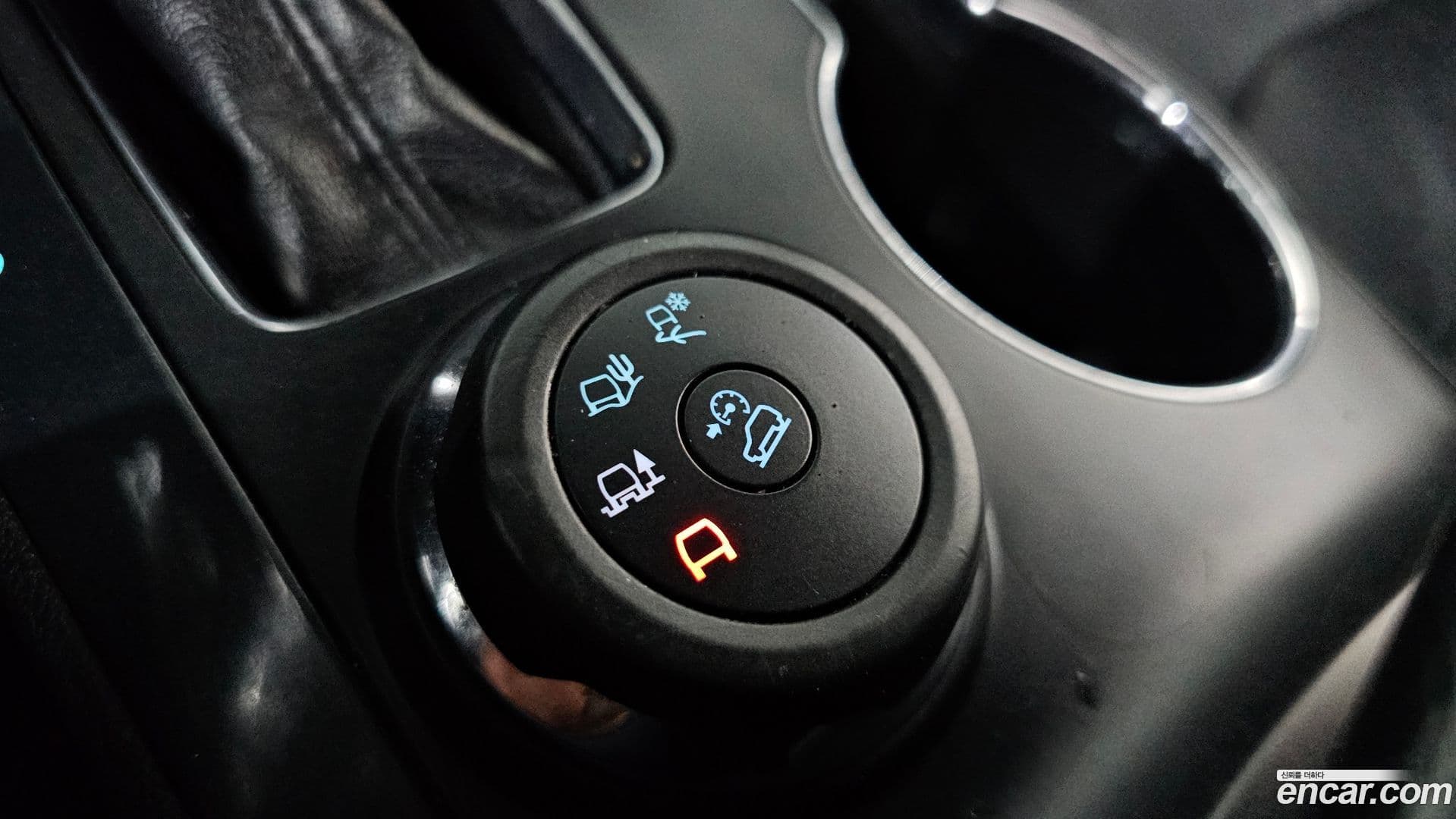 Main__Slider__Photo:Explorer Ford 2018.3-34