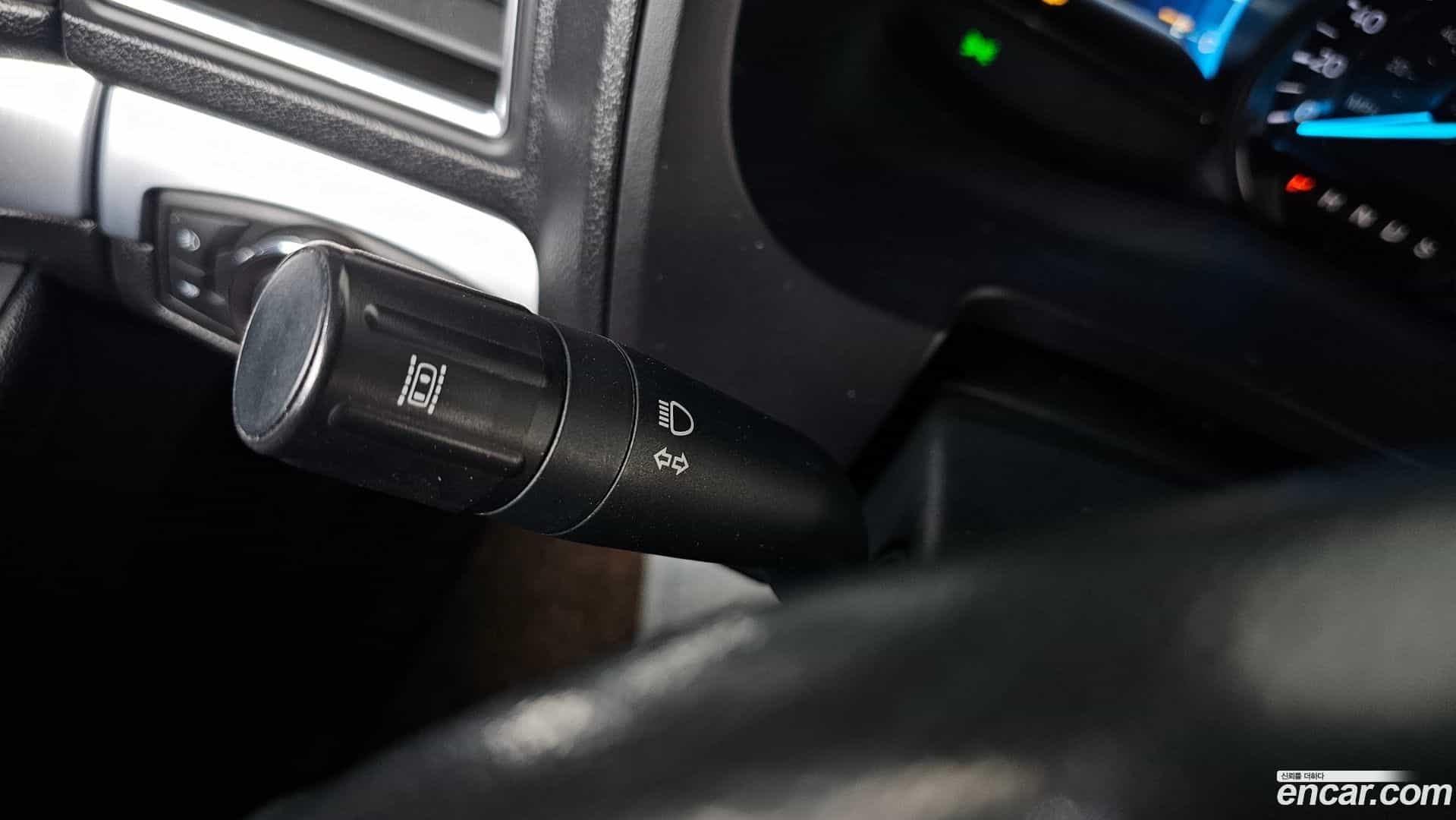 Explorer Ford 2018.3-OPTION-049