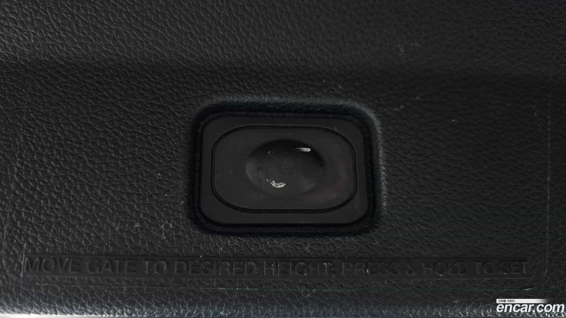 Explorer Ford 2018.3-OPTION-050
