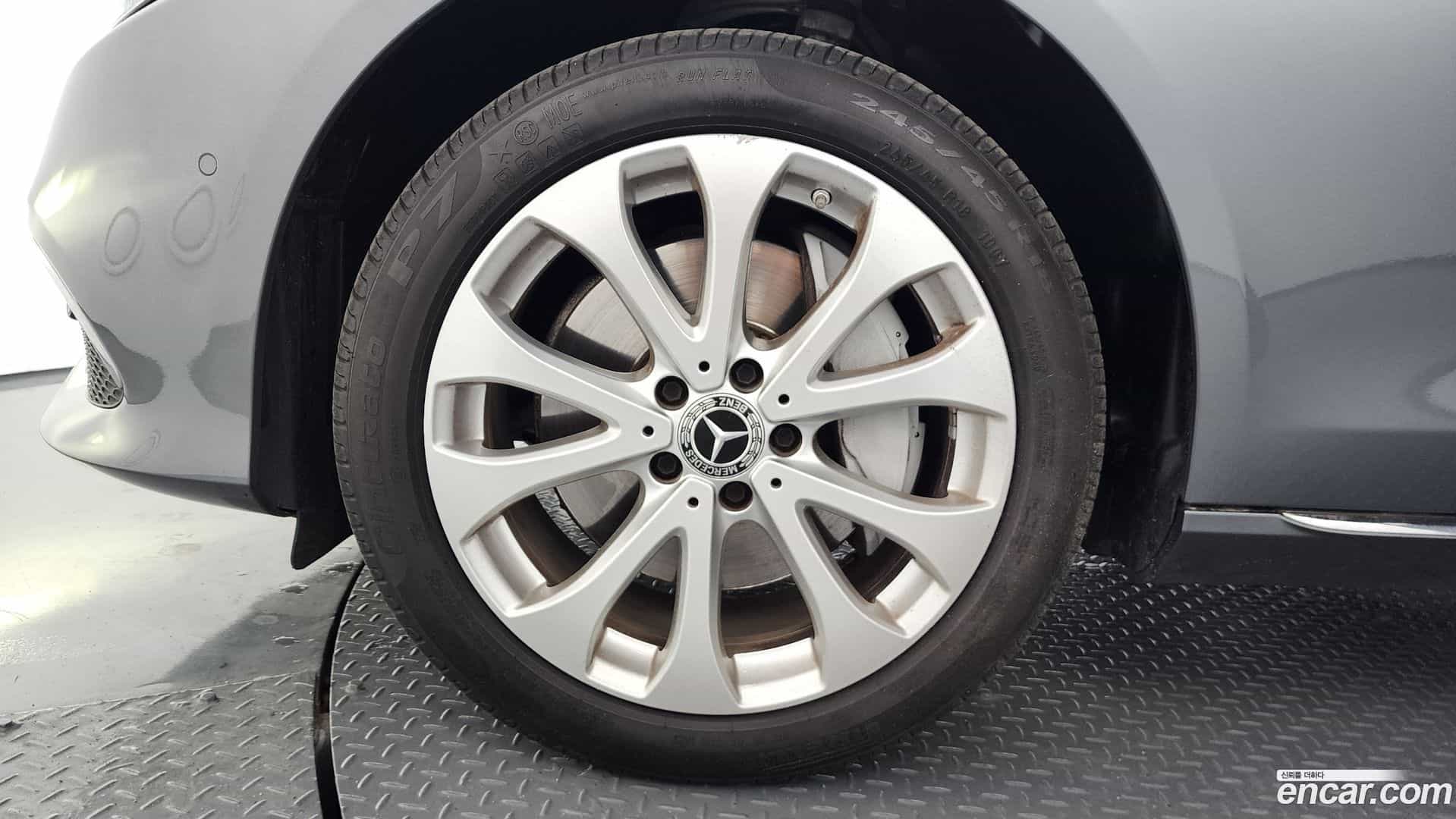 E-Class Mercedes-Benz 2020.5-OUTER-005