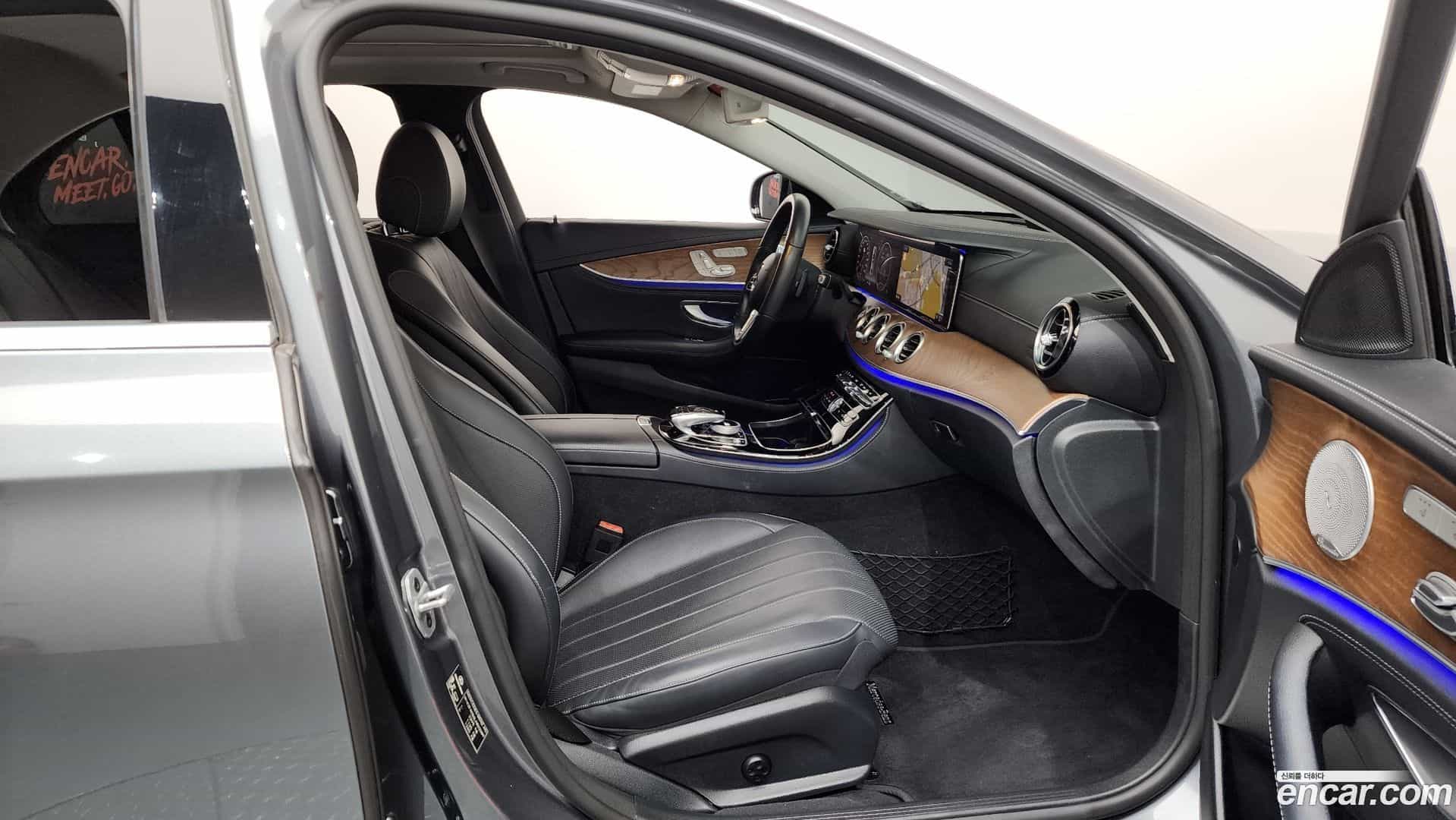 E-Class Mercedes-Benz 2020.5-OPTION-015