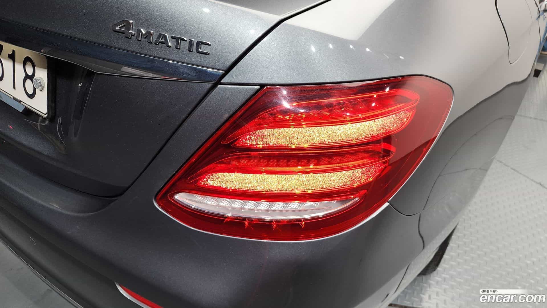 E-Class Mercedes-Benz 2020.5-OUTER-033